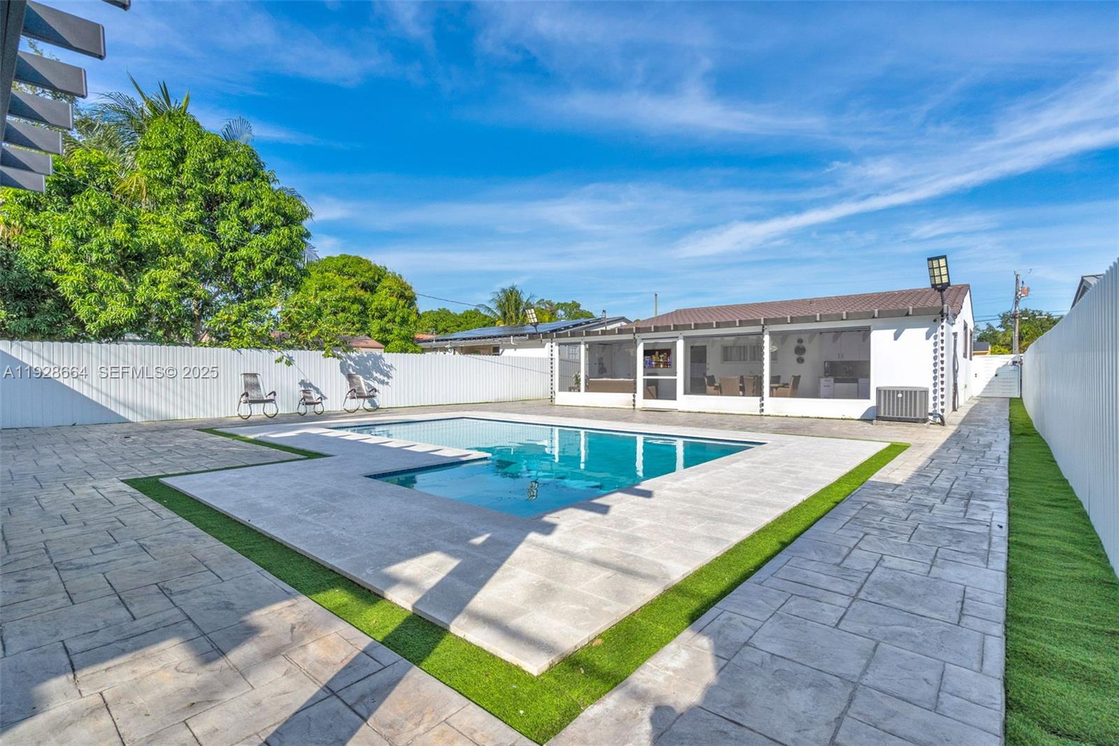 THE TROPICS AMD - Residential