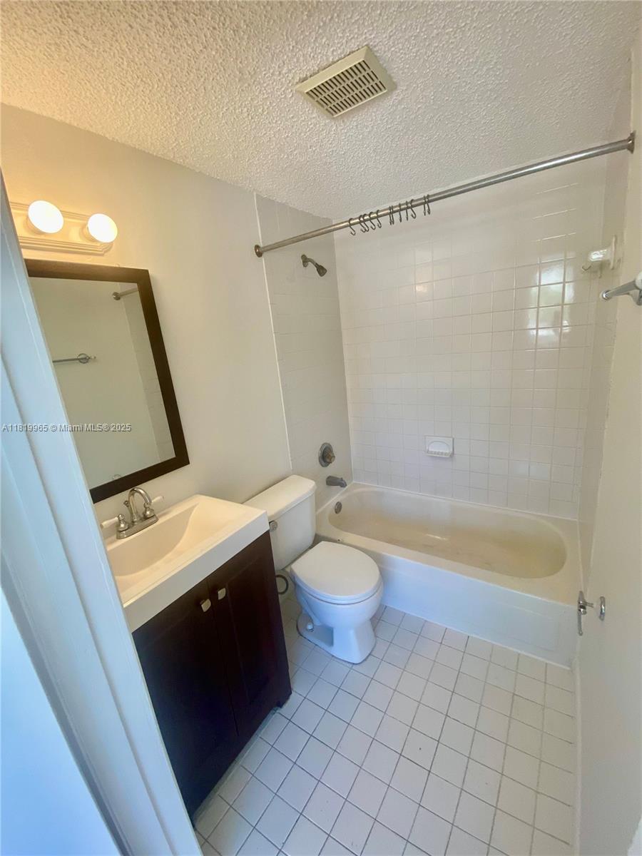 1342 DREXEL CONDO - Residential Lease