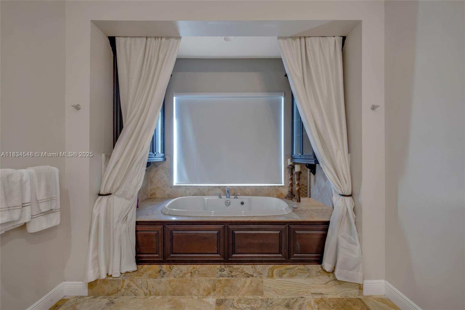 FLA FRUIT LANDS CO SUB NO - Residential