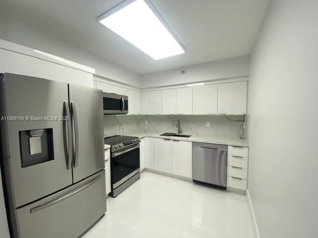 MYSTIC POINTE TOWER 500 C - Residential Lease