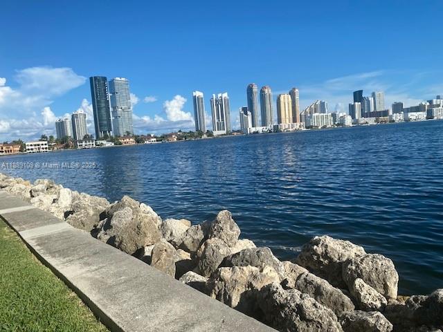 MYSTIC POINTE TOWER 500 C - Residential Lease