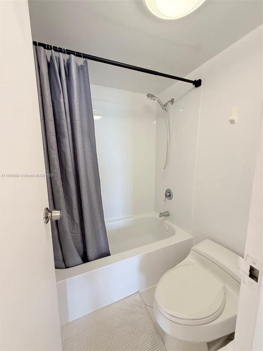 ARLEN HOUSE EAST CONDO - Residential