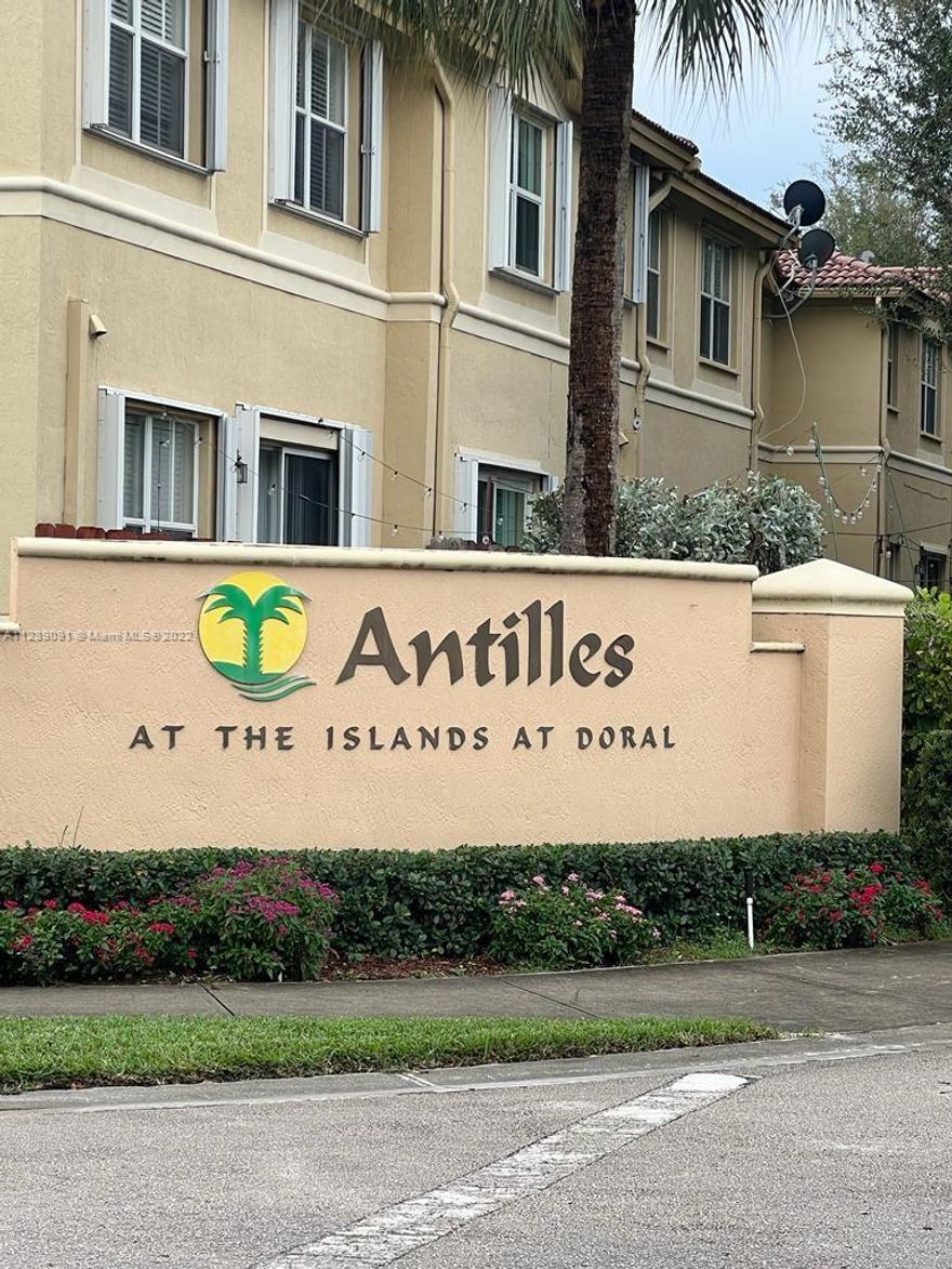 EXCELLENT OPTION FOR REAL ESTATE INVESTMENT PROPERTY RENTED UNTIL APRIL 2023 FOR $3000.00 FOR MONTH EXCELLENT TENANTS,  NEW APPLIANCES , RENEWED KITCHEN!!!!!!!!!! BEAUTIFUL 2-STORY, 3 BEDROOMS, AND 2.5 BATHROOMS.
THERE IS A CAPITAL CONTRIBUTION OF $2,000.00 IN THE MASTER ASSOCIATION 
AND ANOTHER CAPITAL CONTRIBUTION OF $2,000.00 IN THE ANTILLES ASSOCIATION.