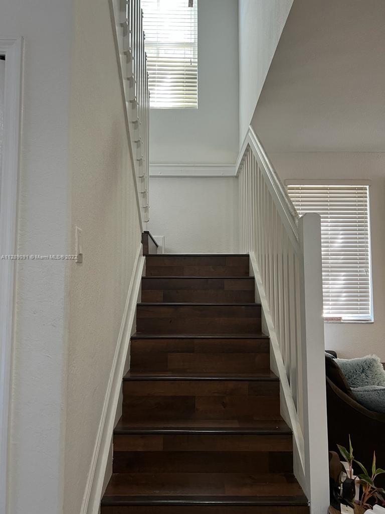 ISLANDS AT DORAL 1ST ADDN - Residential