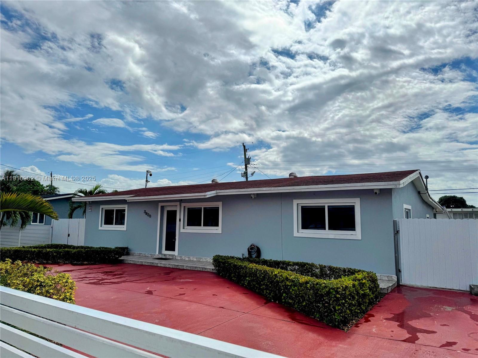 CAROL CITY - Residential Lease