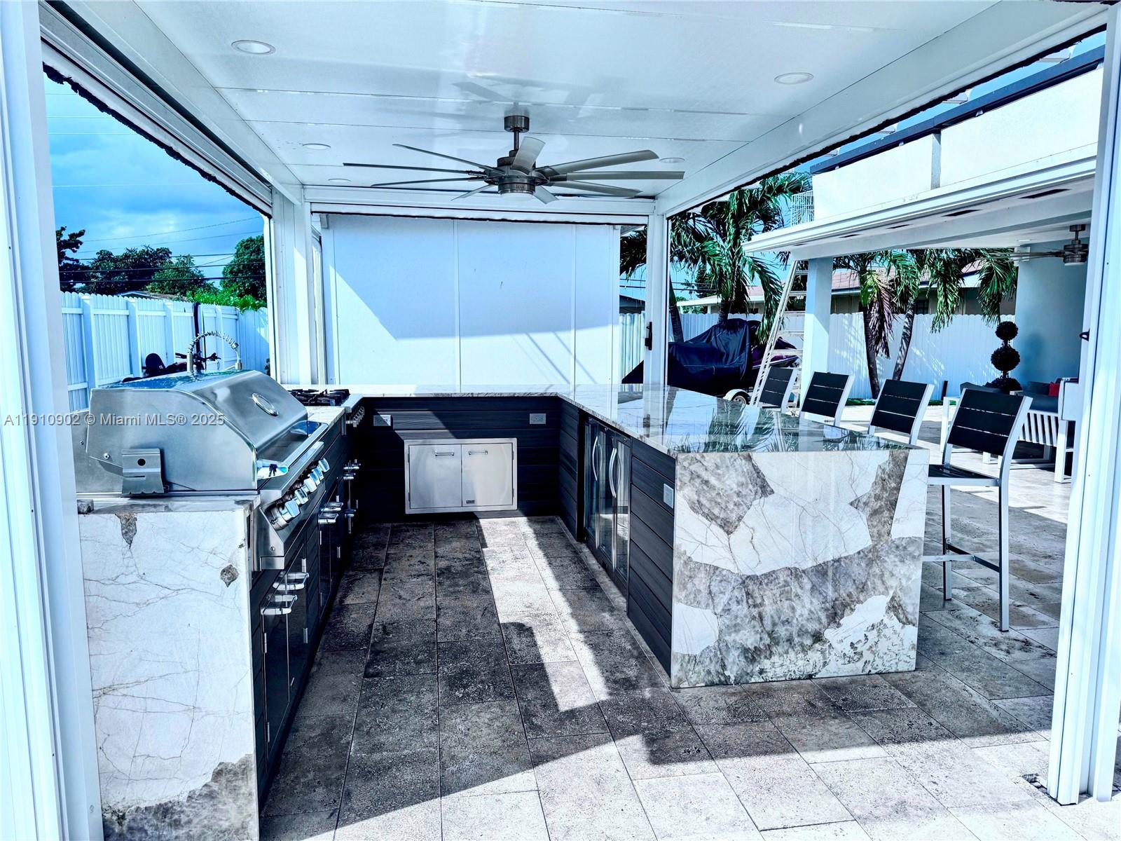 CAROL CITY - Residential Lease