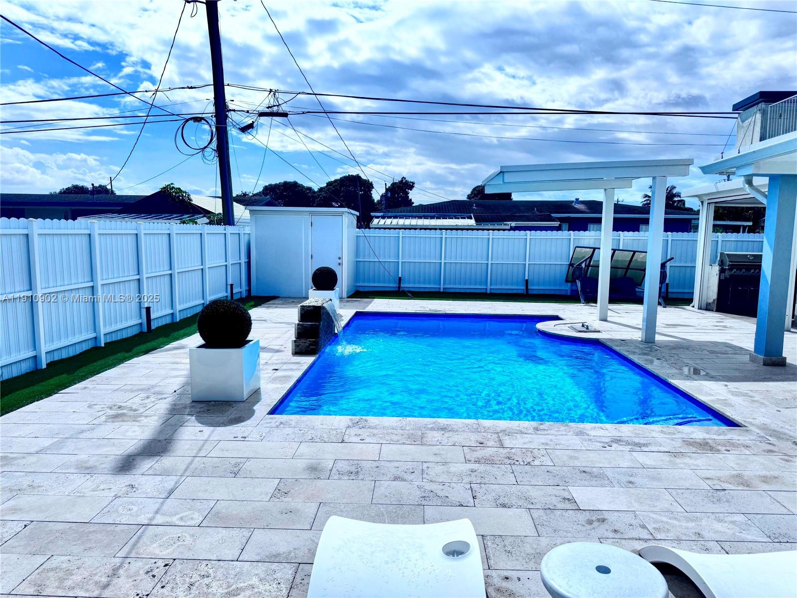 CAROL CITY - Residential Lease