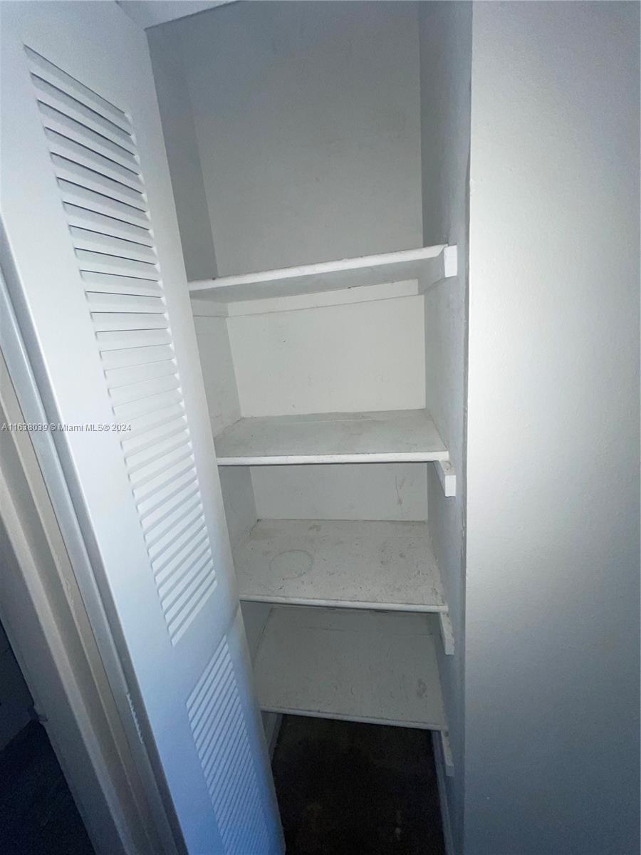 DORAL GARDENS II CONDO - Residential Lease