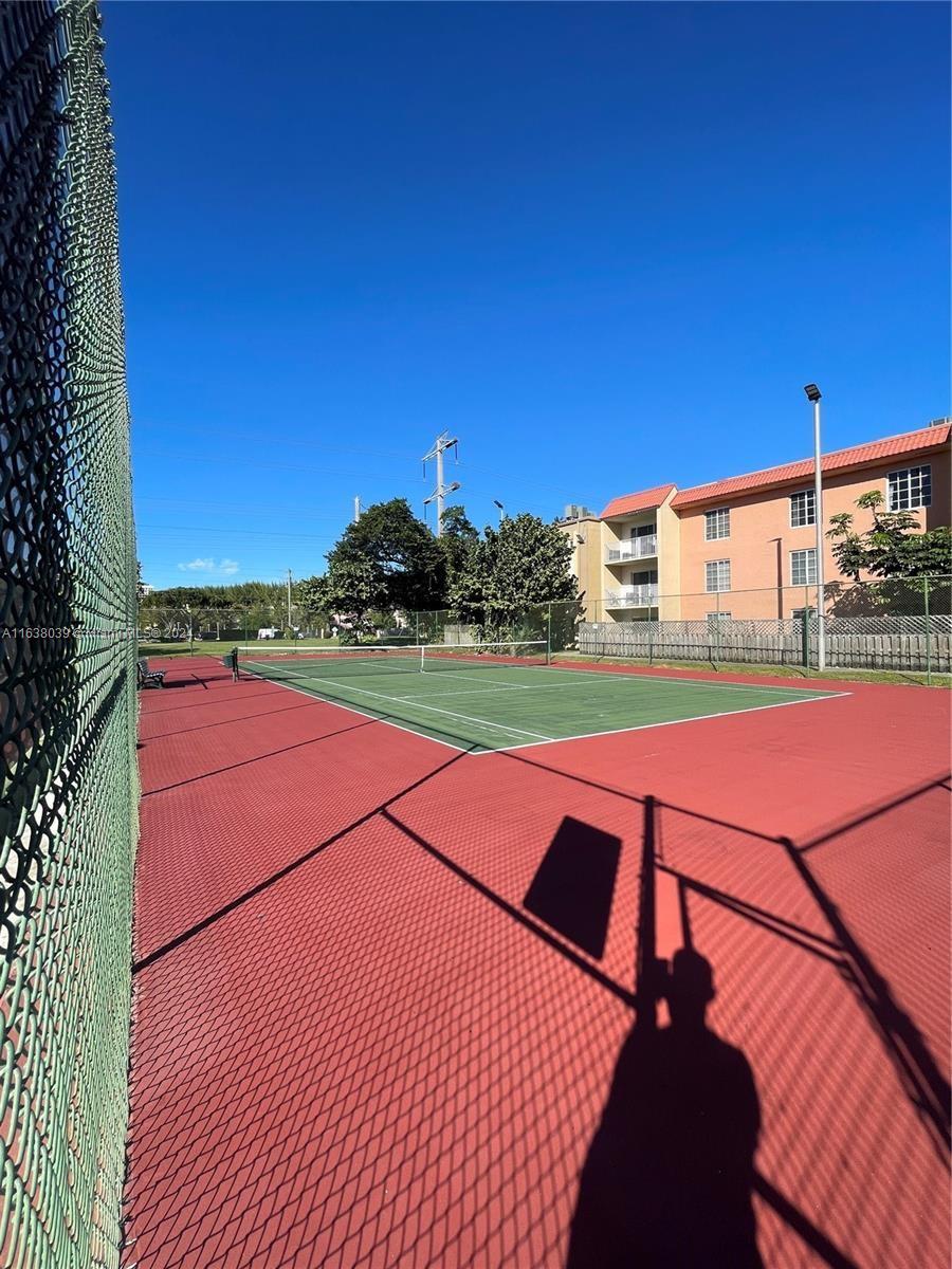 DORAL GARDENS II CONDO - Residential Lease