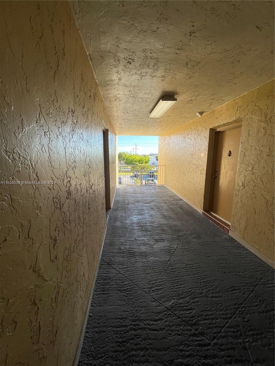 DORAL GARDENS II CONDO - Residential Lease