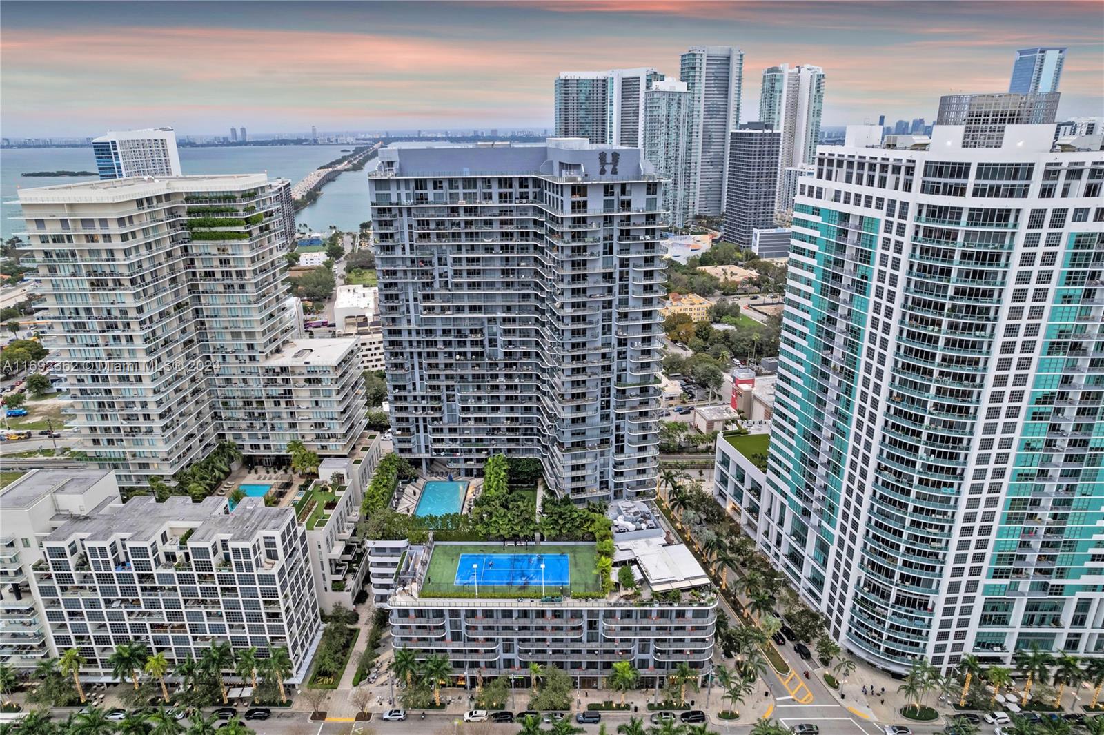 3401 MIDTOWN CONDO - Residential