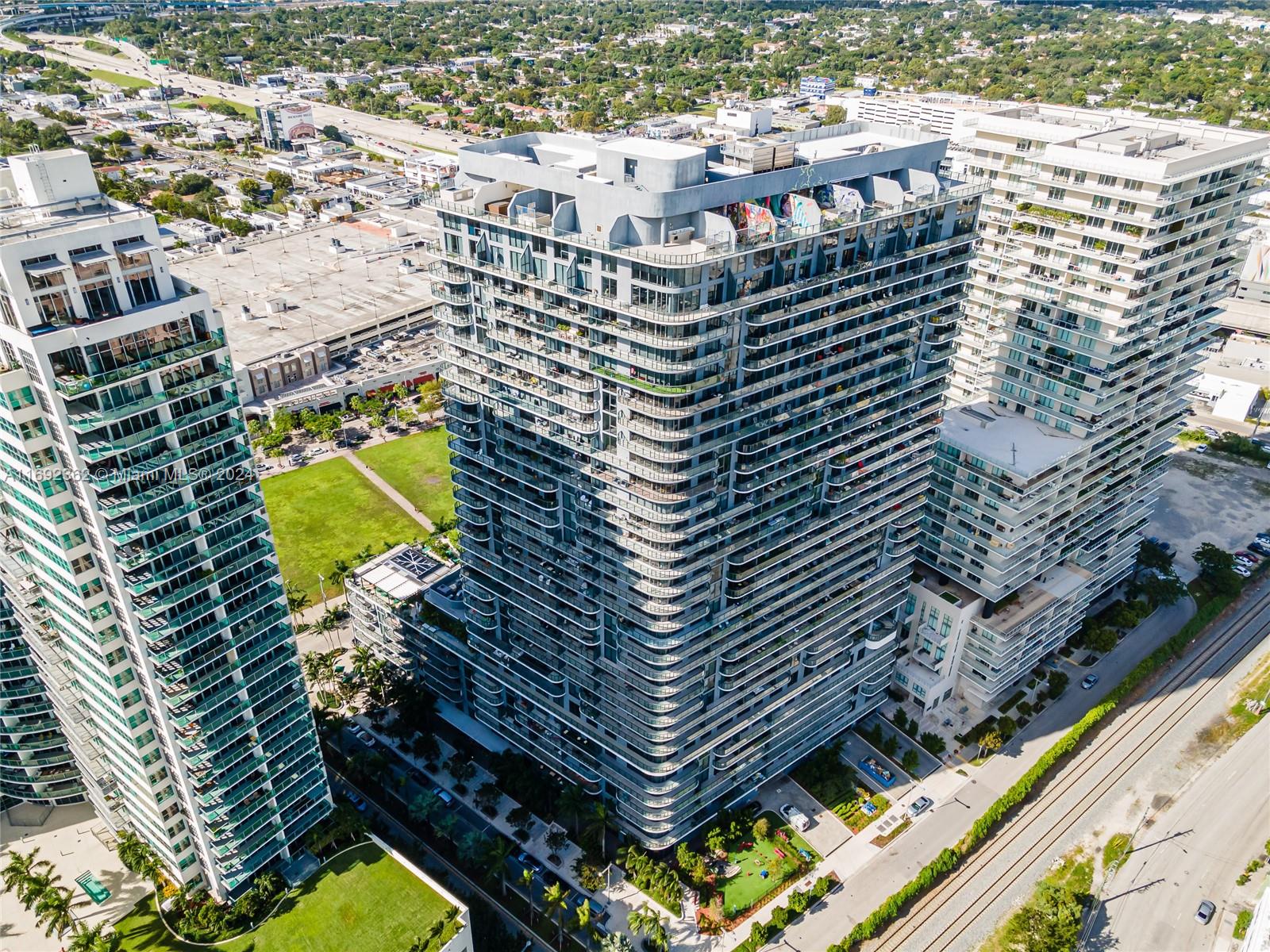 3401 MIDTOWN CONDO - Residential