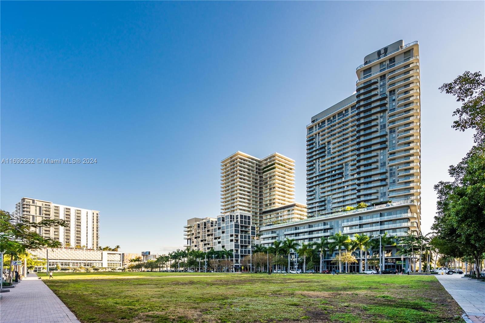 3401 MIDTOWN CONDO - Residential