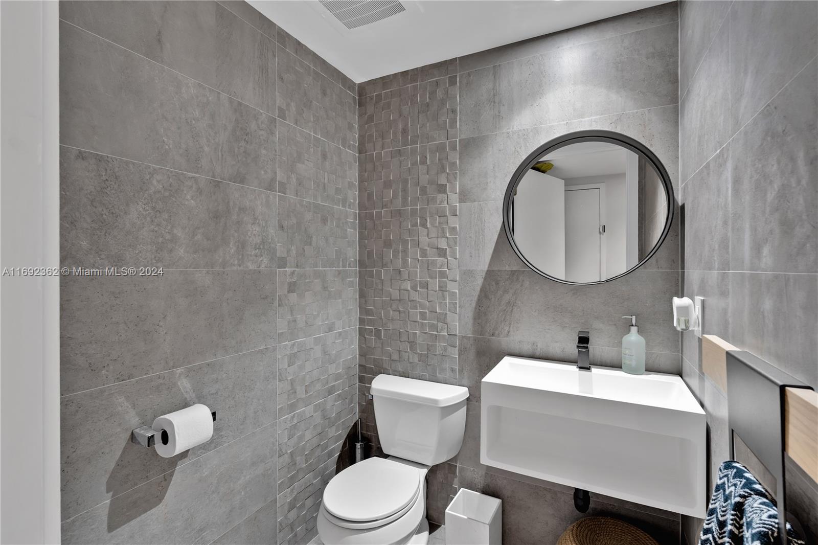 3401 MIDTOWN CONDO - Residential