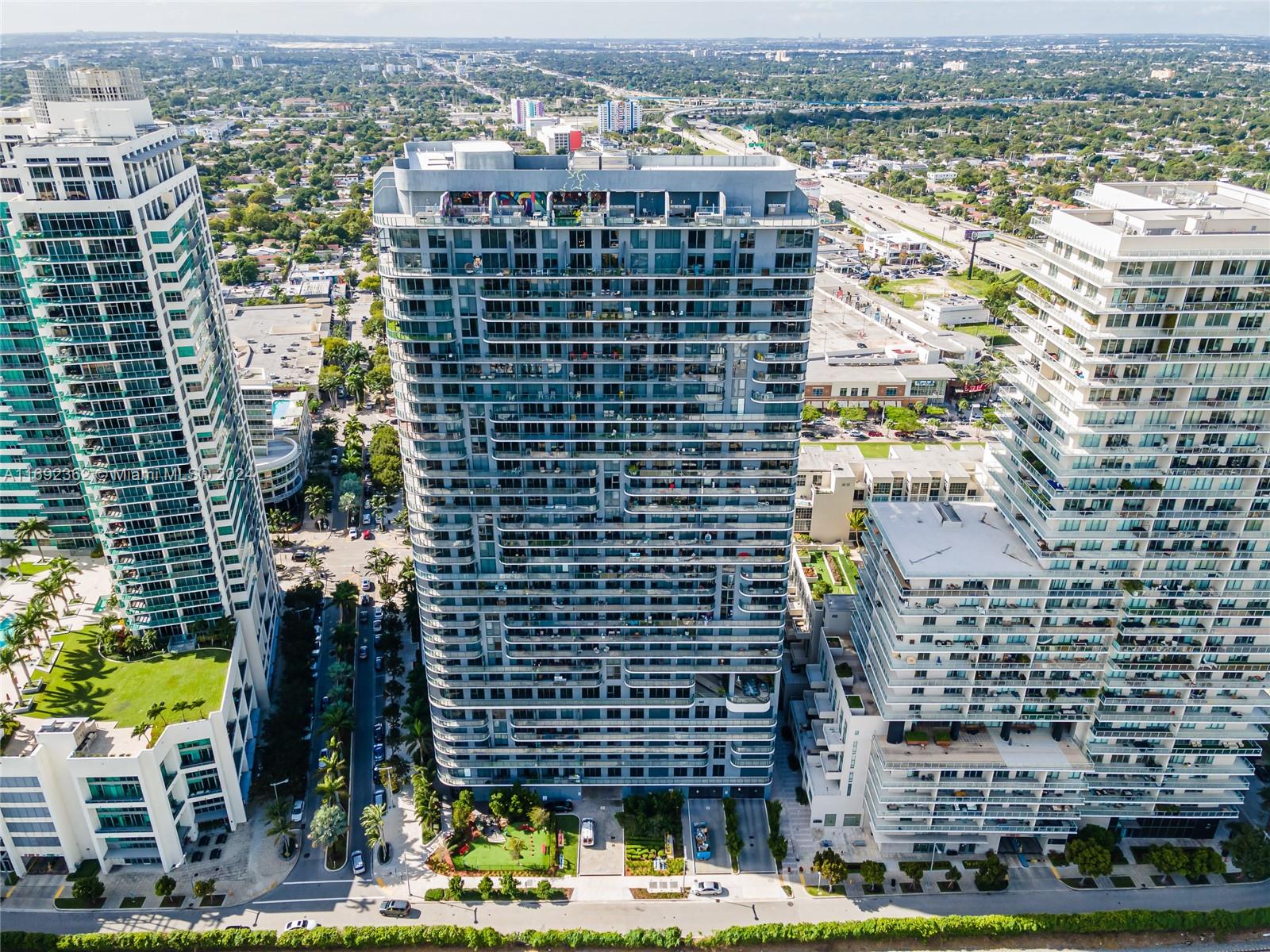 3401 MIDTOWN CONDO - Residential