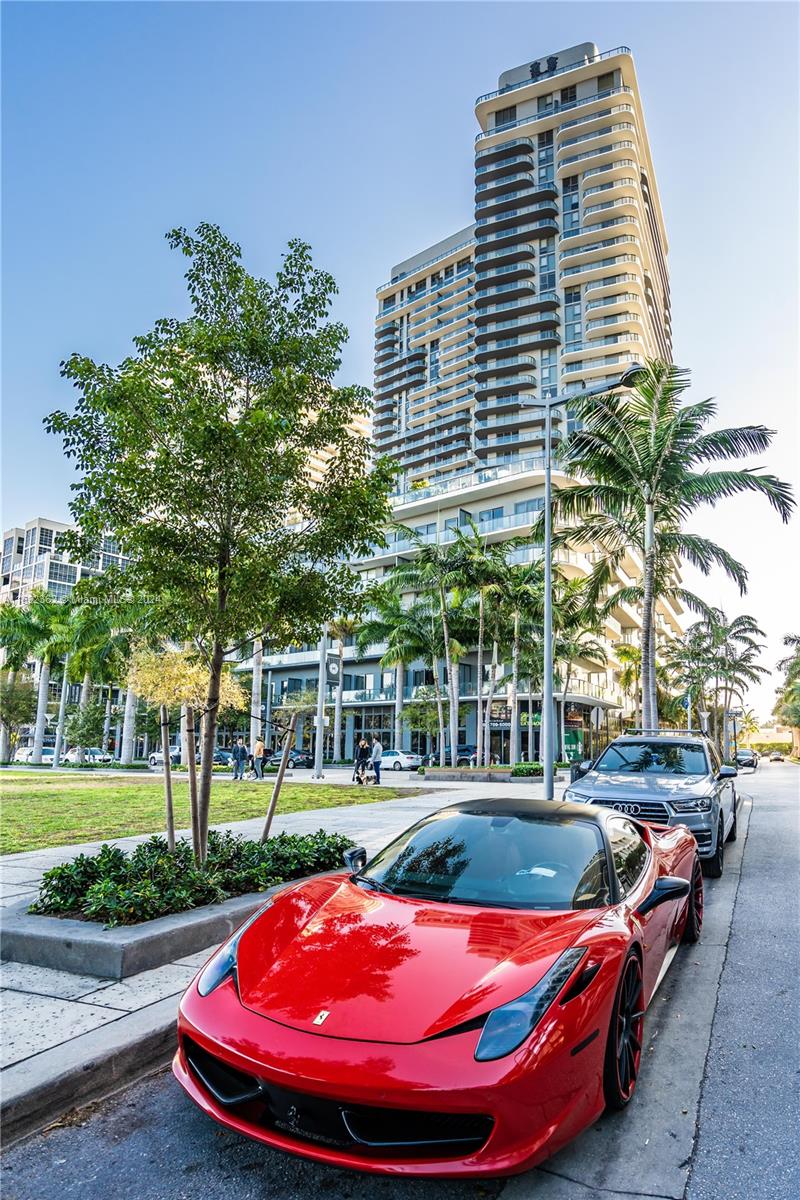 3401 MIDTOWN CONDO - Residential