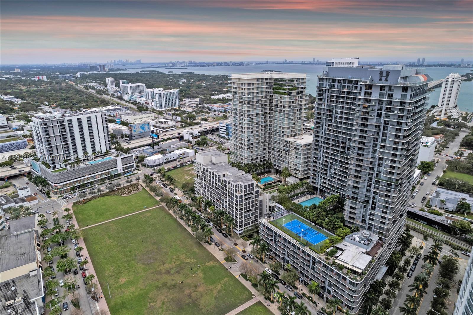 3401 MIDTOWN CONDO - Residential