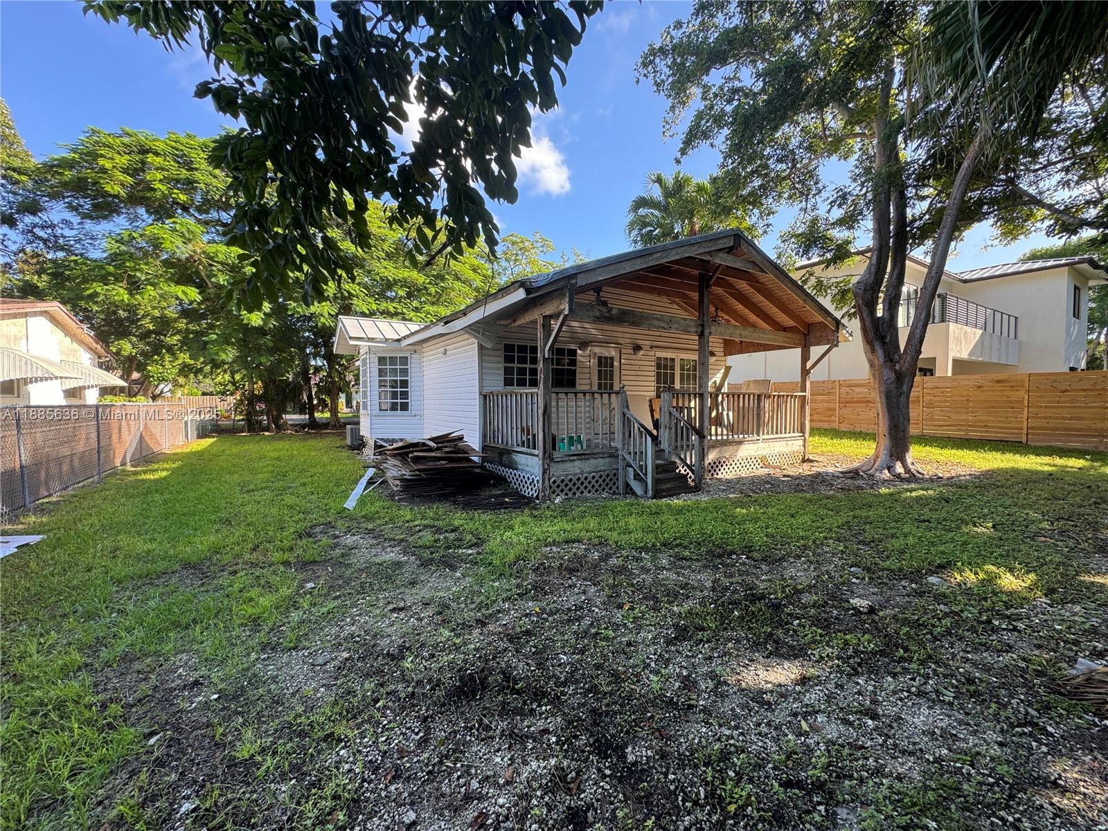 View photos, virtual tours, details... 8920 SW 157th St