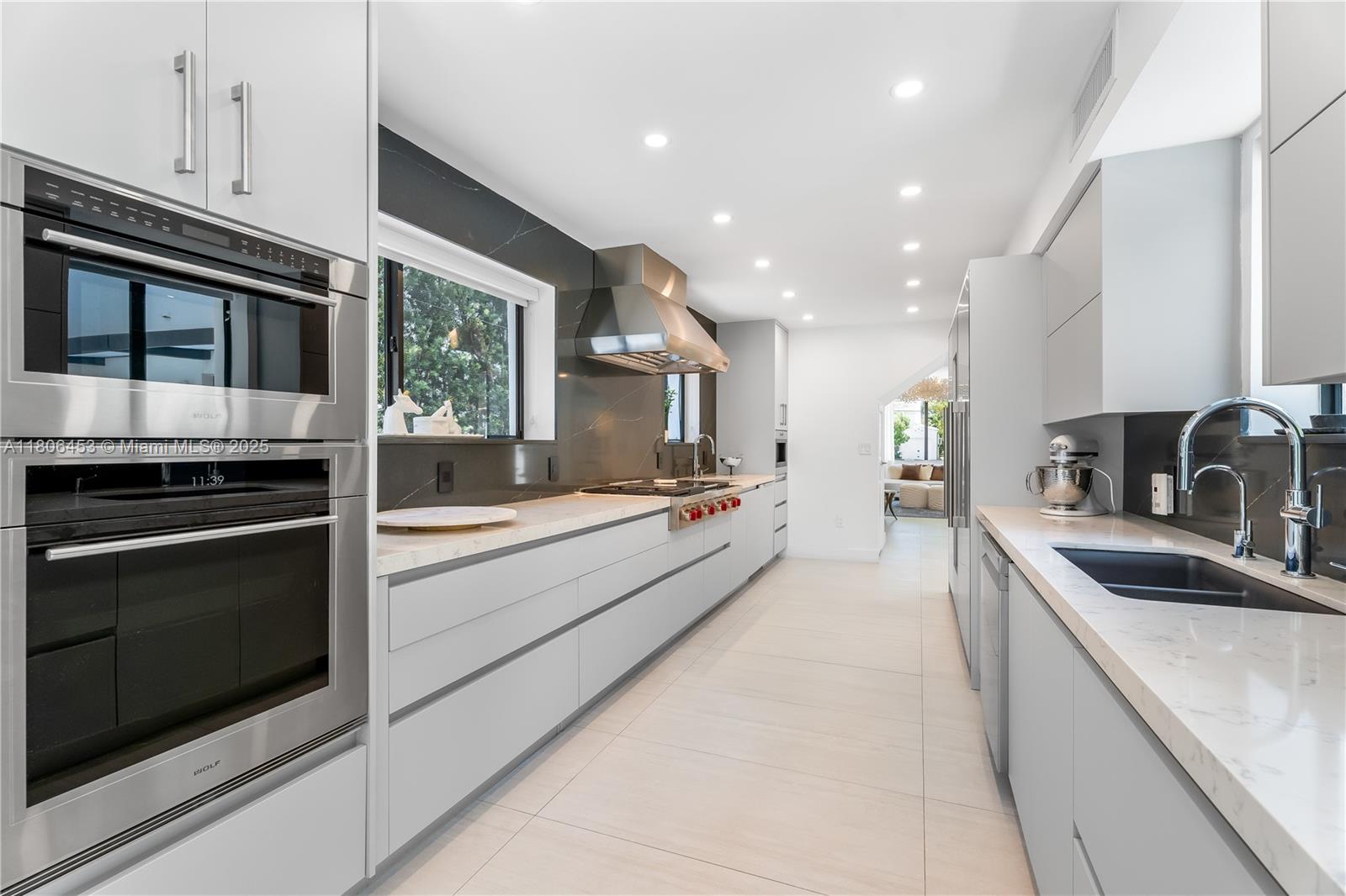 LA GORCE GOLF SUB - Residential