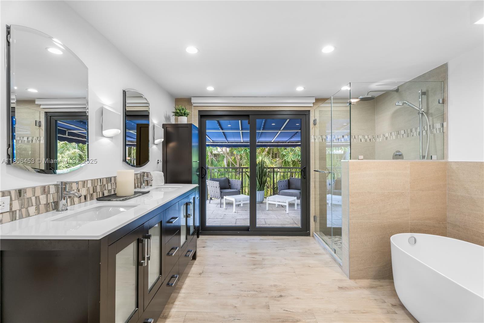 LA GORCE GOLF SUB - Residential