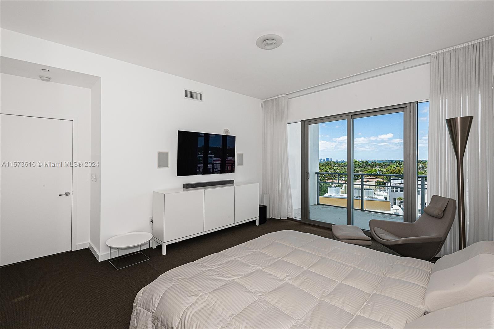 GORLIN AT AQUA CONDO - Residential