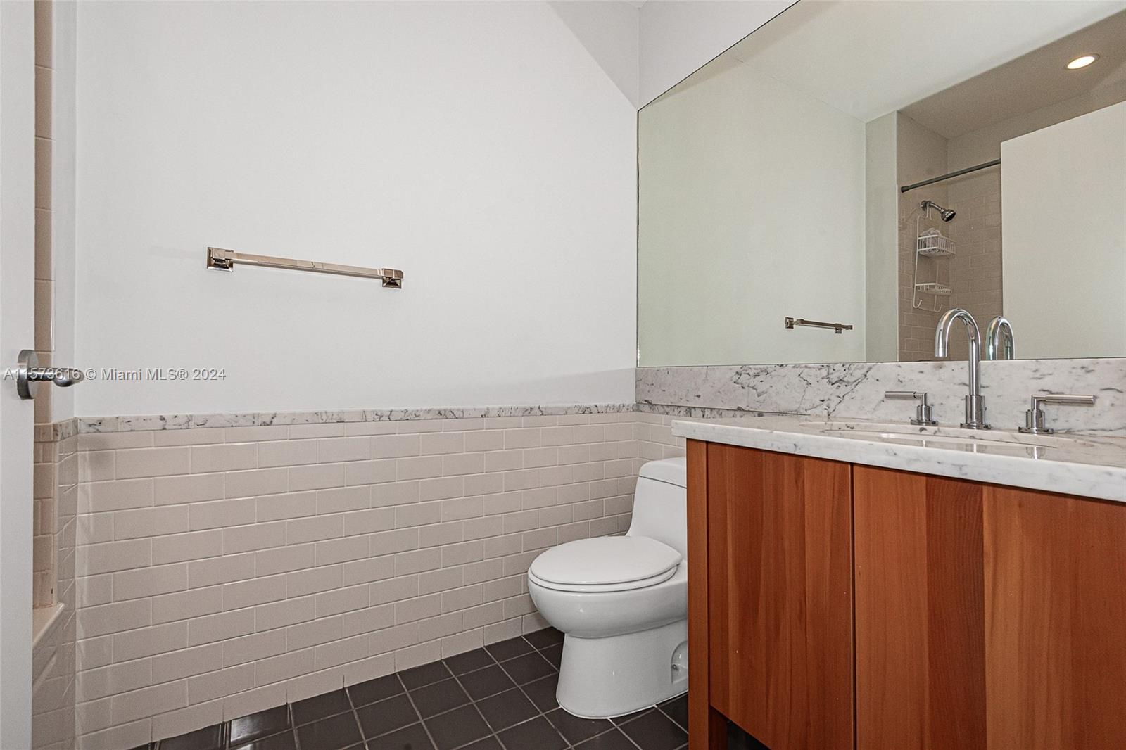 GORLIN AT AQUA CONDO - Residential