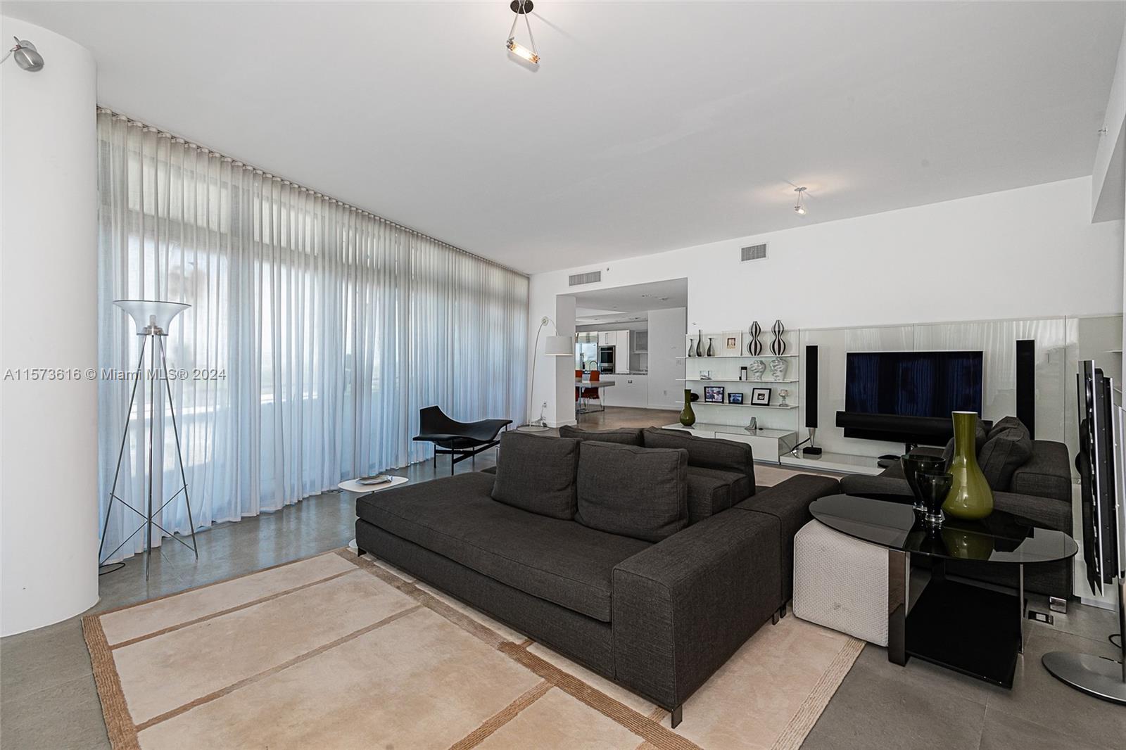 GORLIN AT AQUA CONDO - Residential