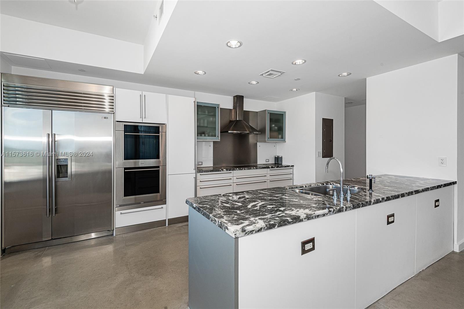 GORLIN AT AQUA CONDO - Residential