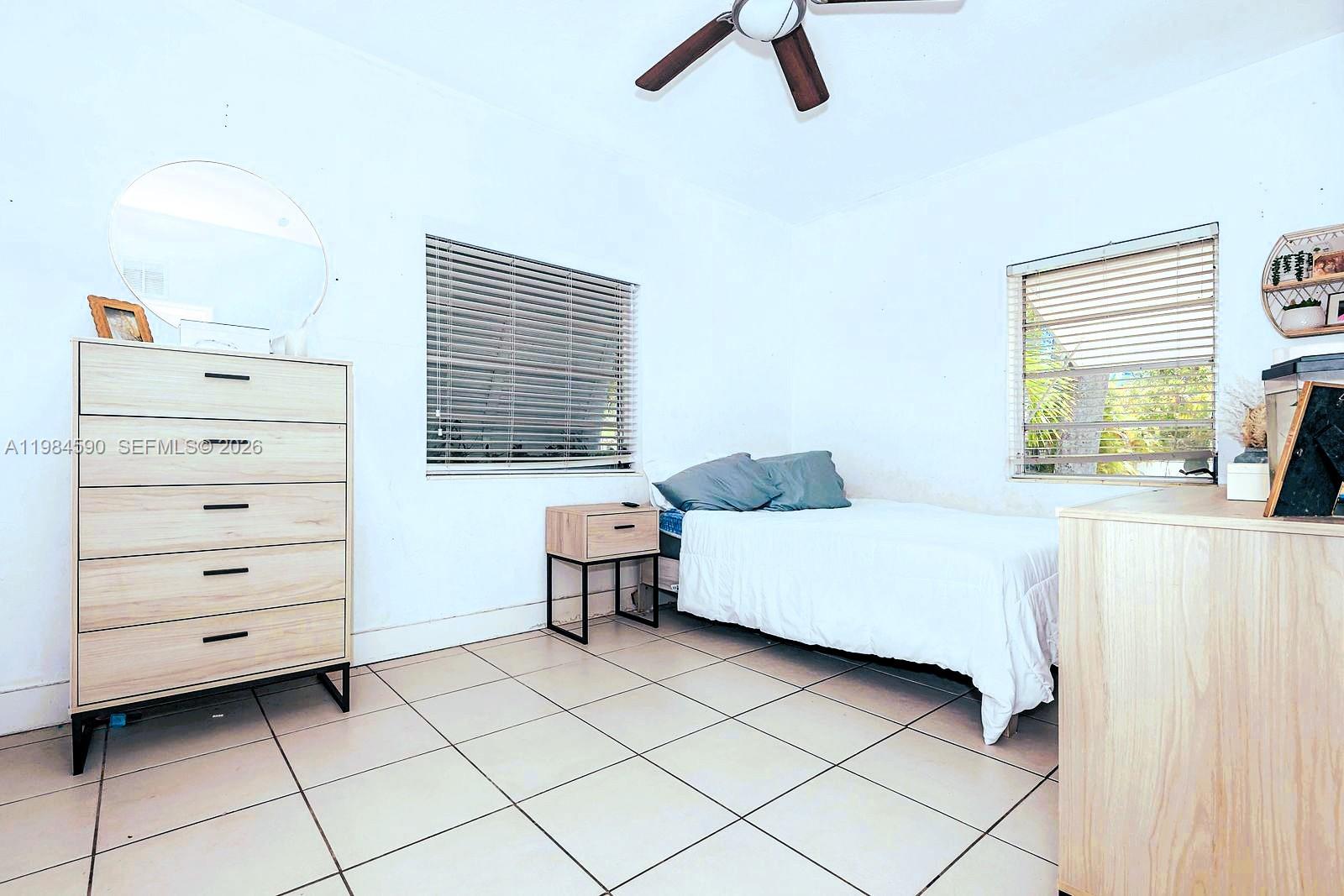 GULFSTREAM ESTATES - Residential