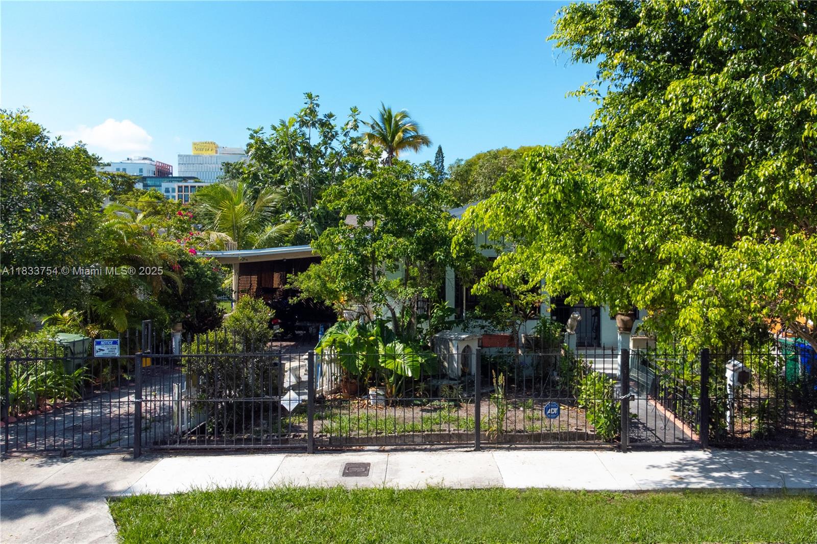 138 NW 34th St, Miami, FL, 33127/$1,250,000 3 138 NW 34th St