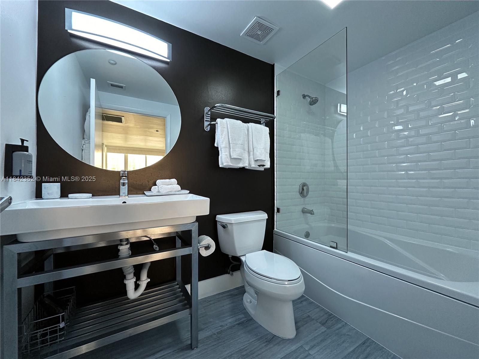 MUTINY PARK CONDO - Residential