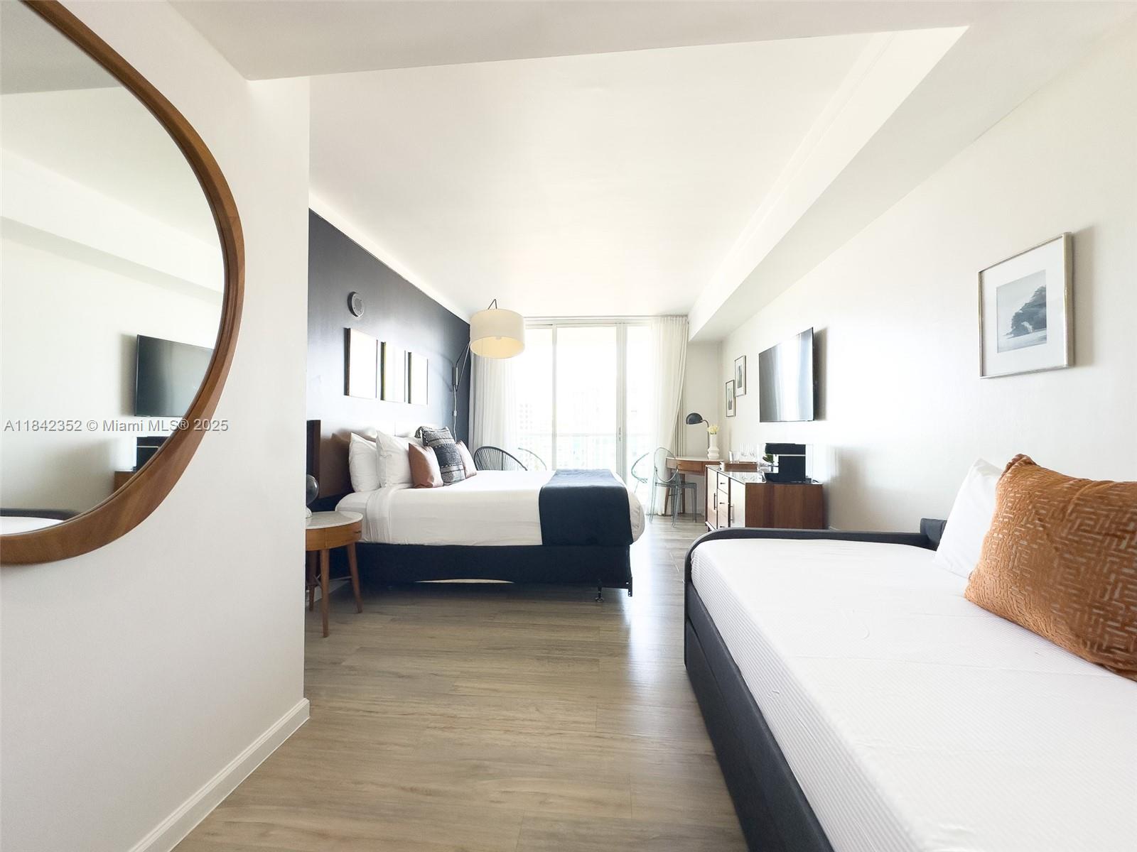 MUTINY PARK CONDO - Residential