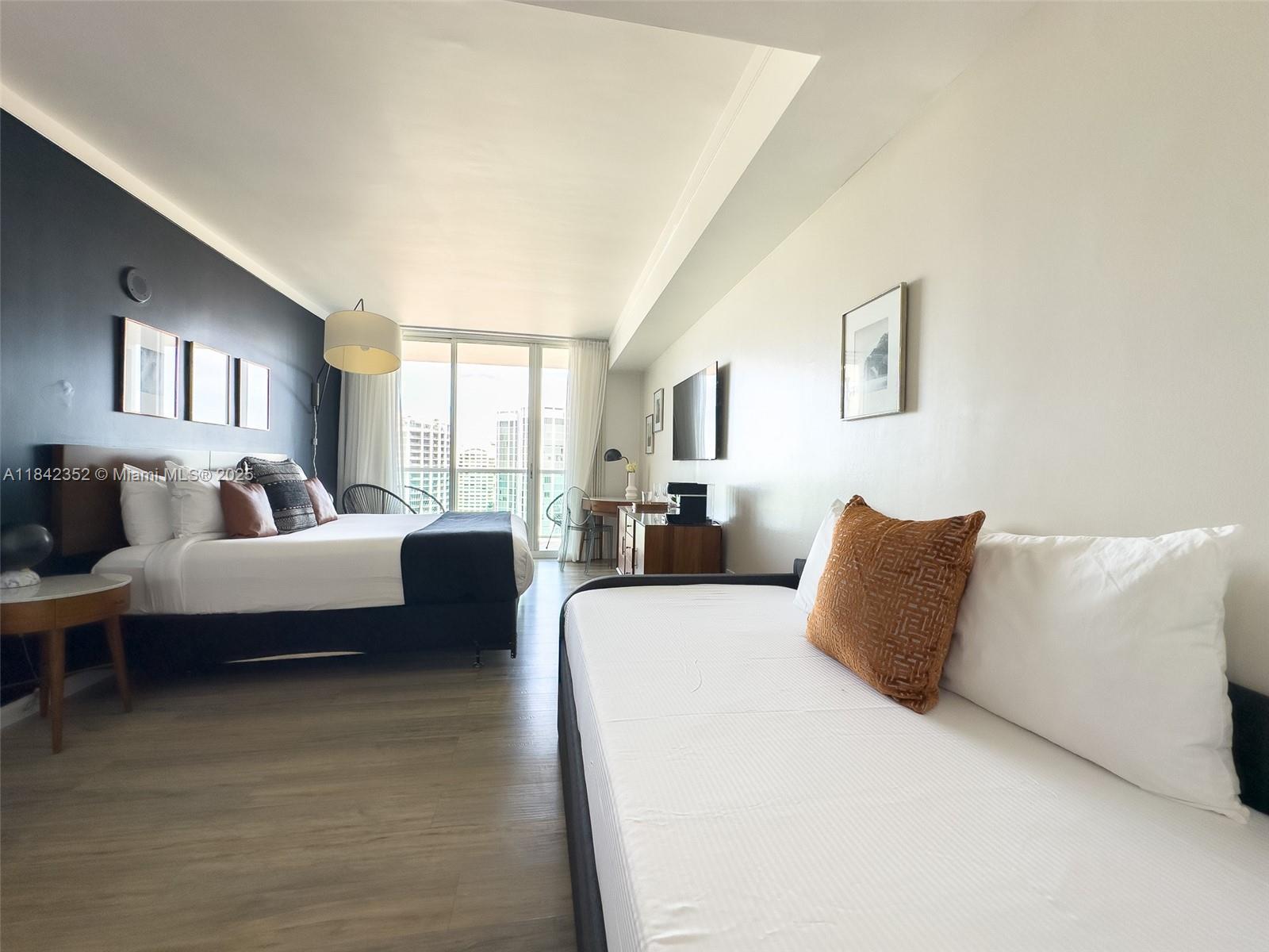 MUTINY PARK CONDO - Residential