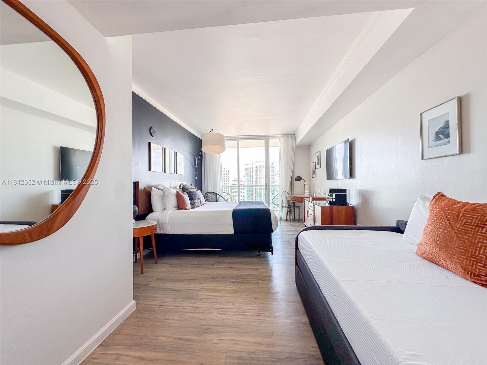 MUTINY PARK CONDO - Residential