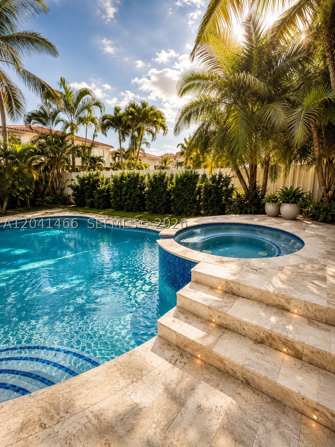 85 Gables Blvd