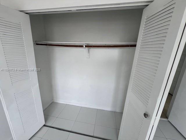 LAGO CONDO - Residential