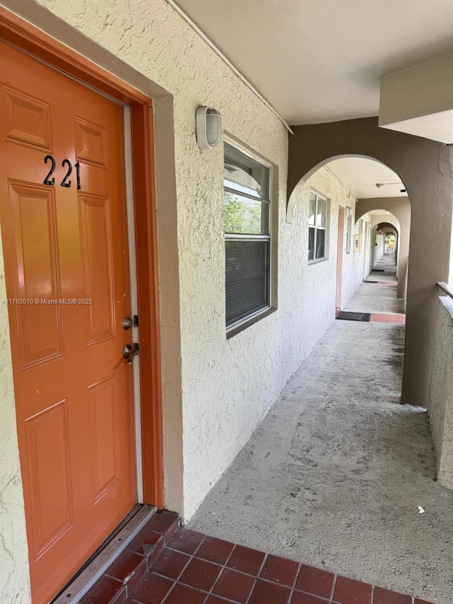 Rental Property at 20520 Nw 15th Ave 221, Miami Gardens, Broward County, Florida - Bedrooms: 1 
Bathrooms: 2  - $1,850 MO.