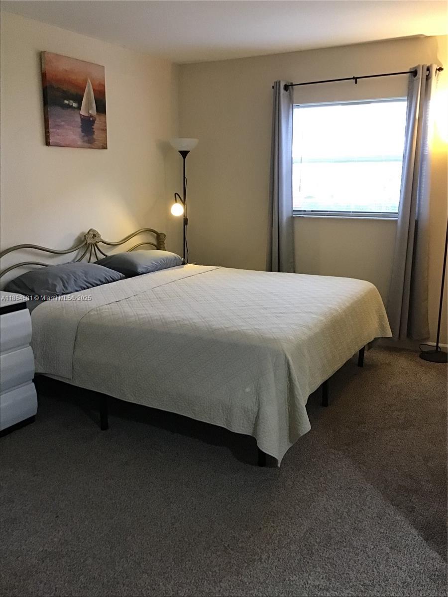 KINGS POINT SAXONY CONDOS - Residential Lease