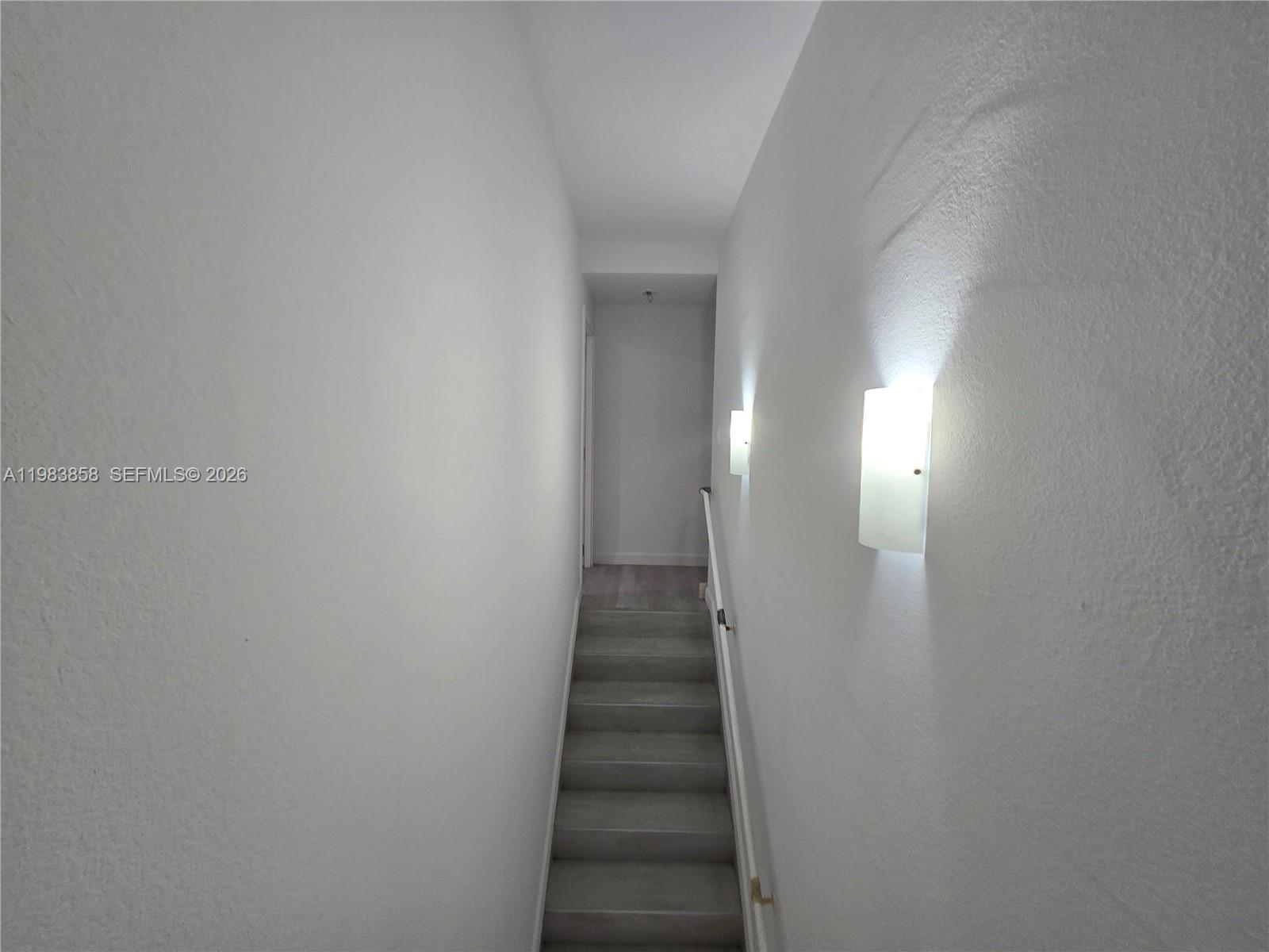 PARADISE GARDENS - Residential Lease