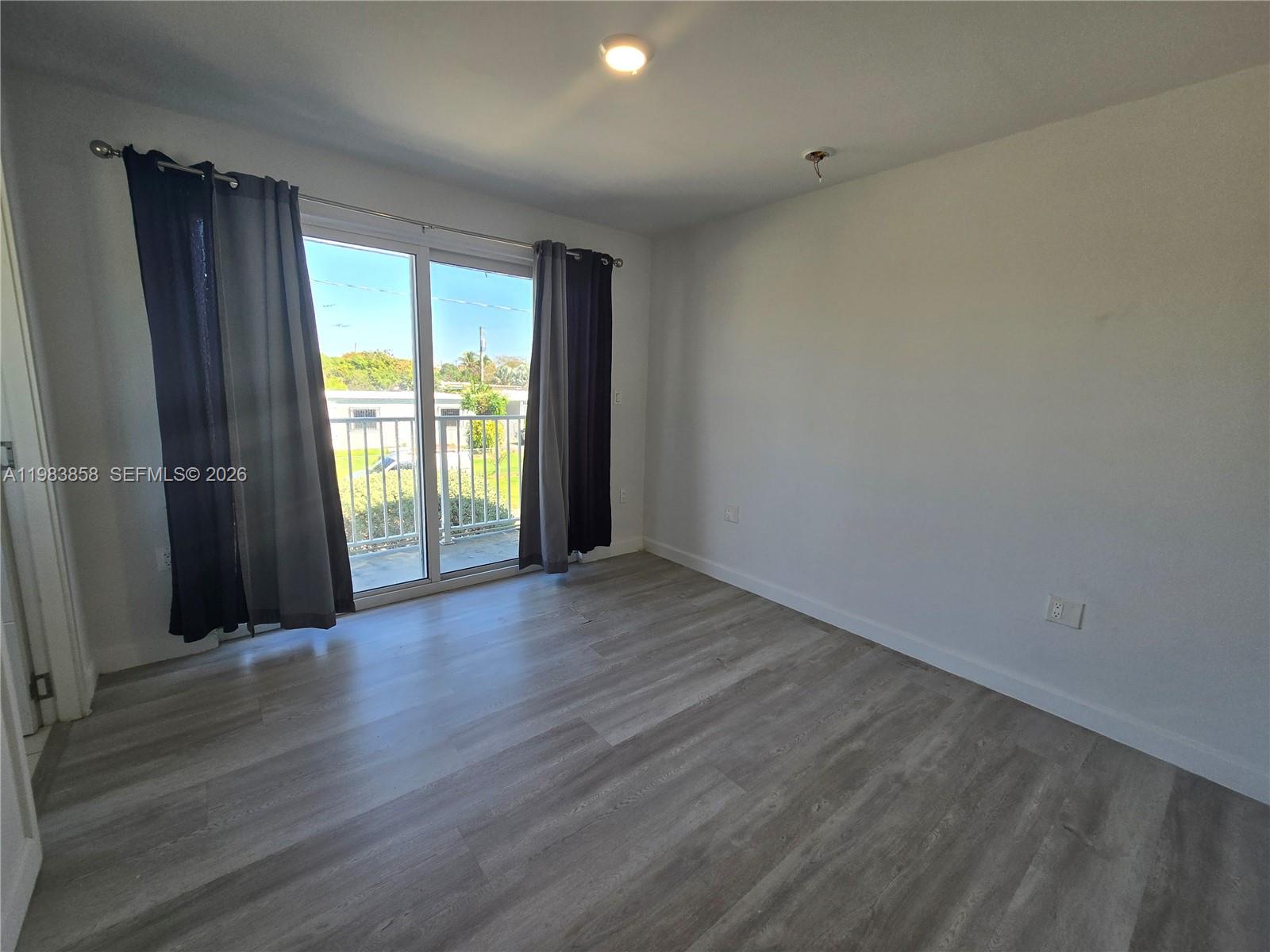 PARADISE GARDENS - Residential Lease