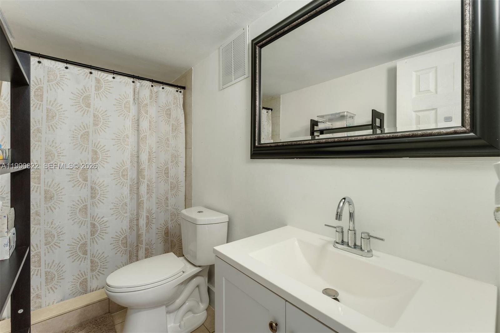 VILLAGE AT DADELAND CONDO - Residential