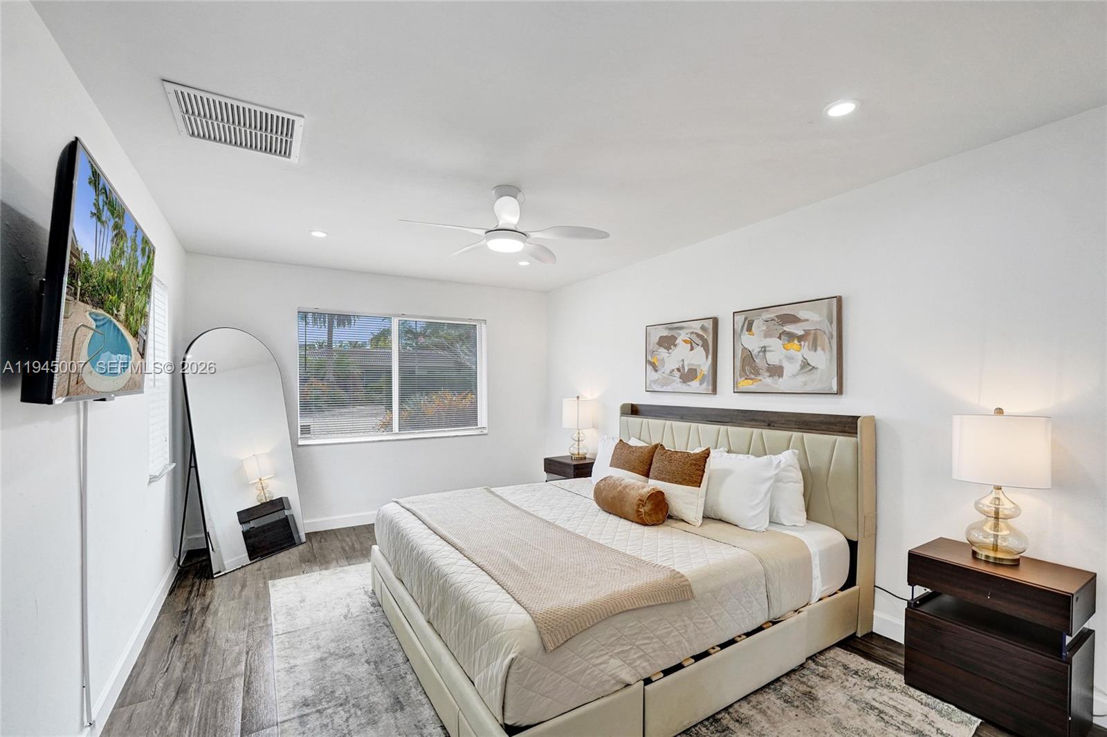 WILTON MANORS CORAL POINT - Residential