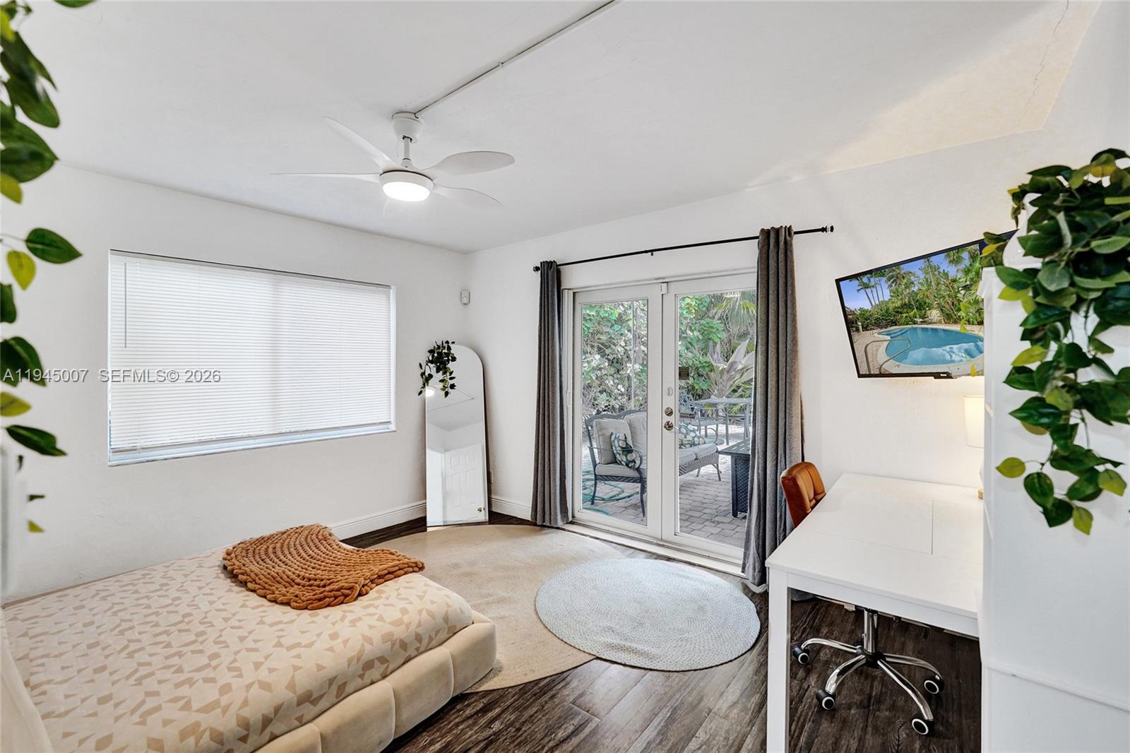 WILTON MANORS CORAL POINT - Residential