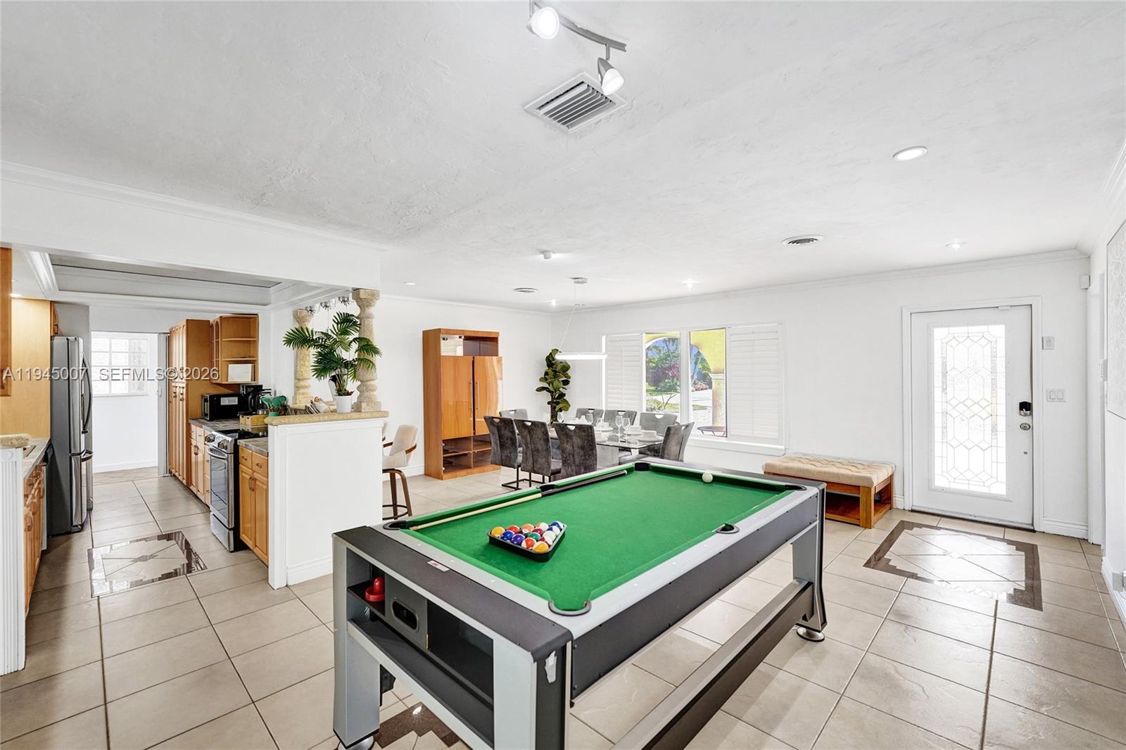 WILTON MANORS CORAL POINT - Residential