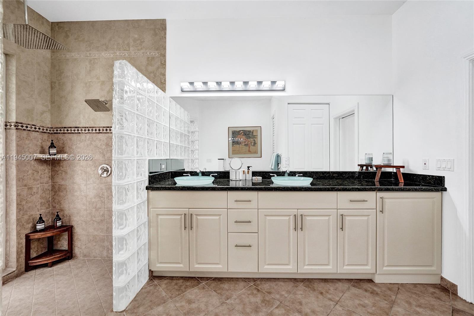 WILTON MANORS CORAL POINT - Residential