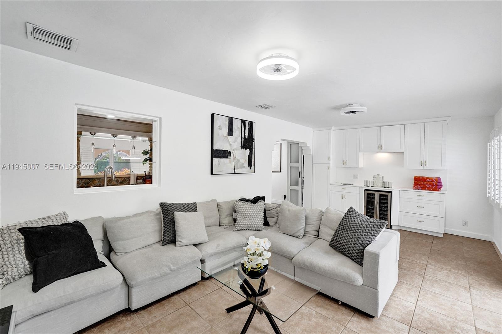 WILTON MANORS CORAL POINT - Residential