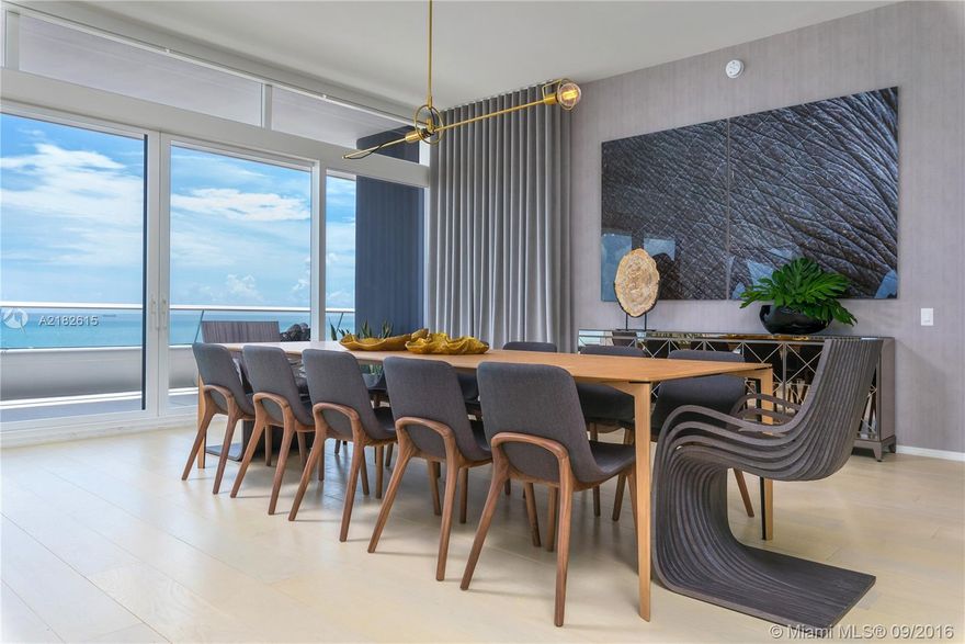 This magnificent five bedroom, six and a half bathroom unit with a total living space of 6,246 SqFt offers the finest in finishes with interiors by Foster+Partners, custom kitchens by Molteni and custom bathrooms by Permasteelisa. Light oak flooring, polished Thassos marble countertops and Full Miele appliances are just a few of the touches that create a distinctive and unparalleled design. The premier A line is the most sought out line in the building.