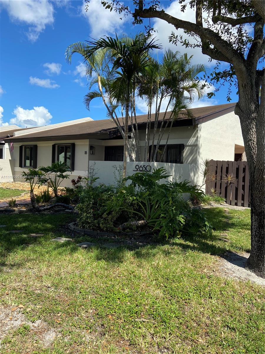 LAKEWOOD ESTATES PATIO HO - Residential Lease