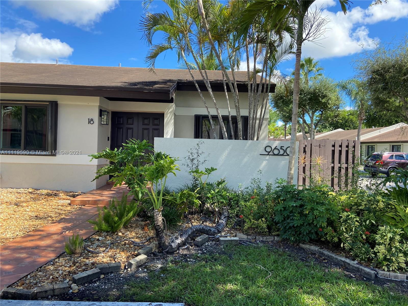 LAKEWOOD ESTATES PATIO HO - Residential Lease