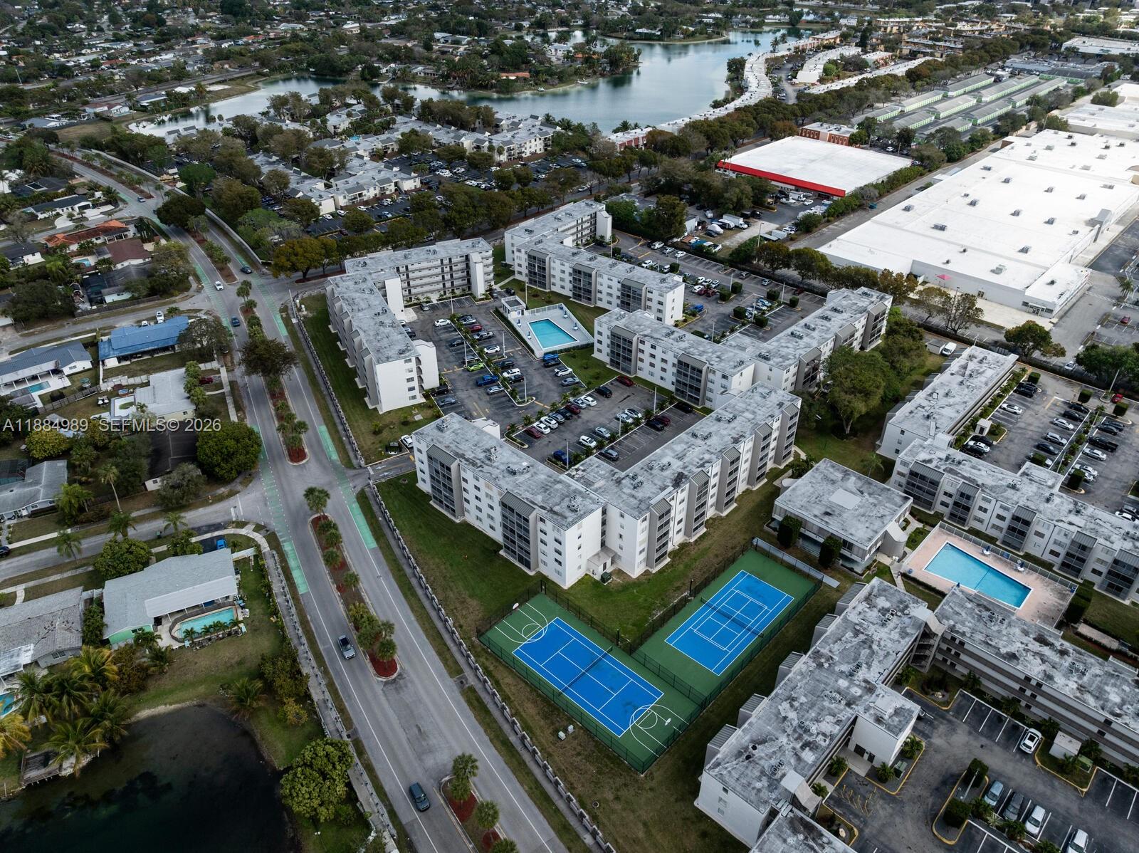 EL CONQUISTADOR NORTH CON - Residential